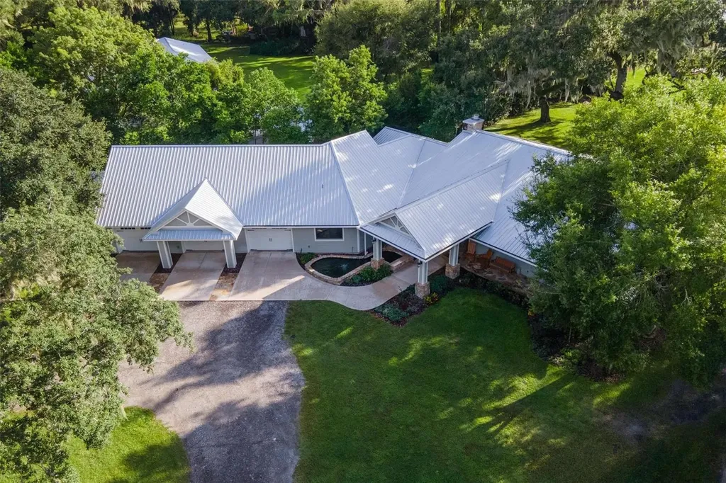 39623 County Road 439 Umatilla FL 32784