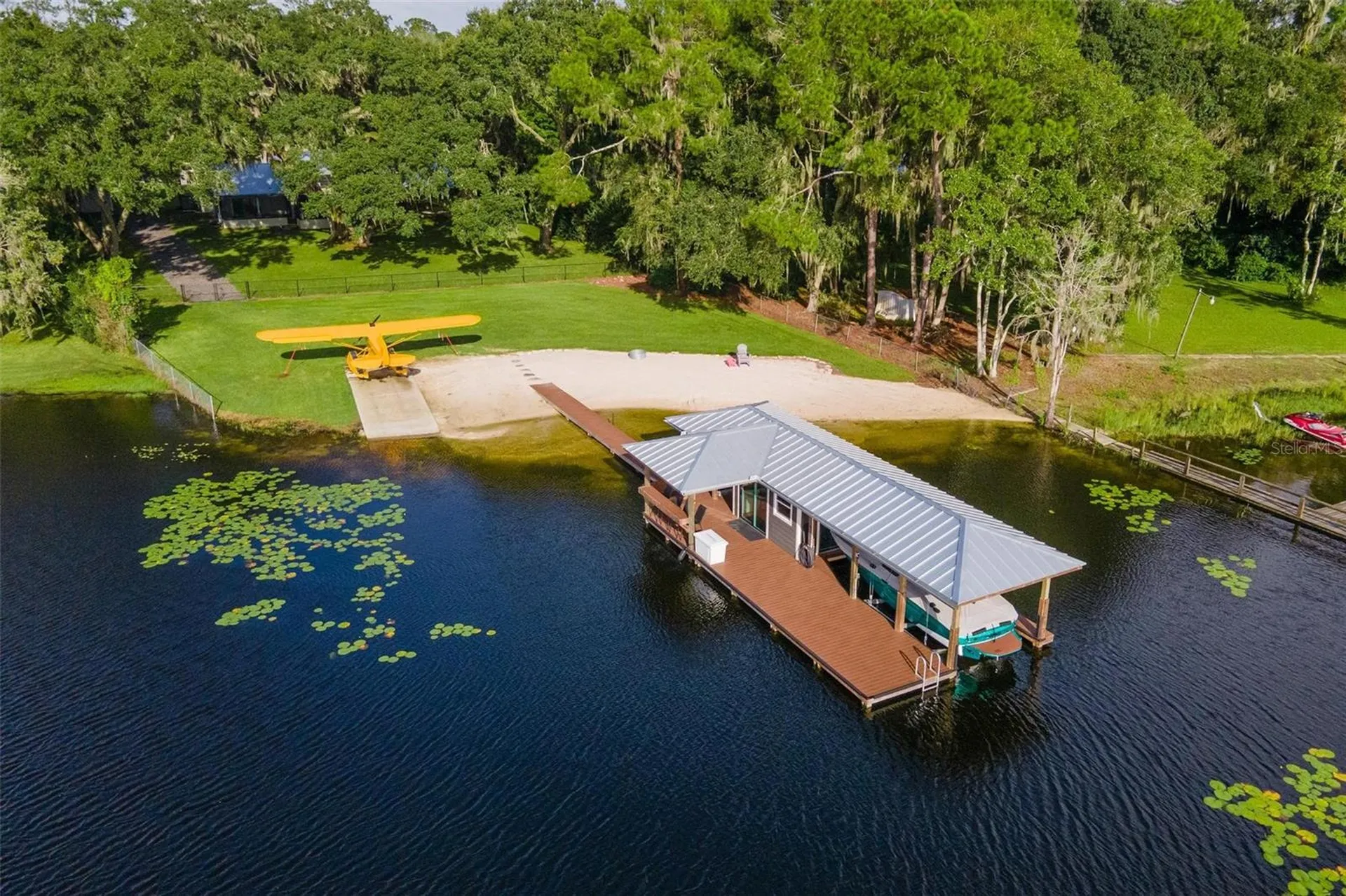 39623 County Road 439 Umatilla FL 32784