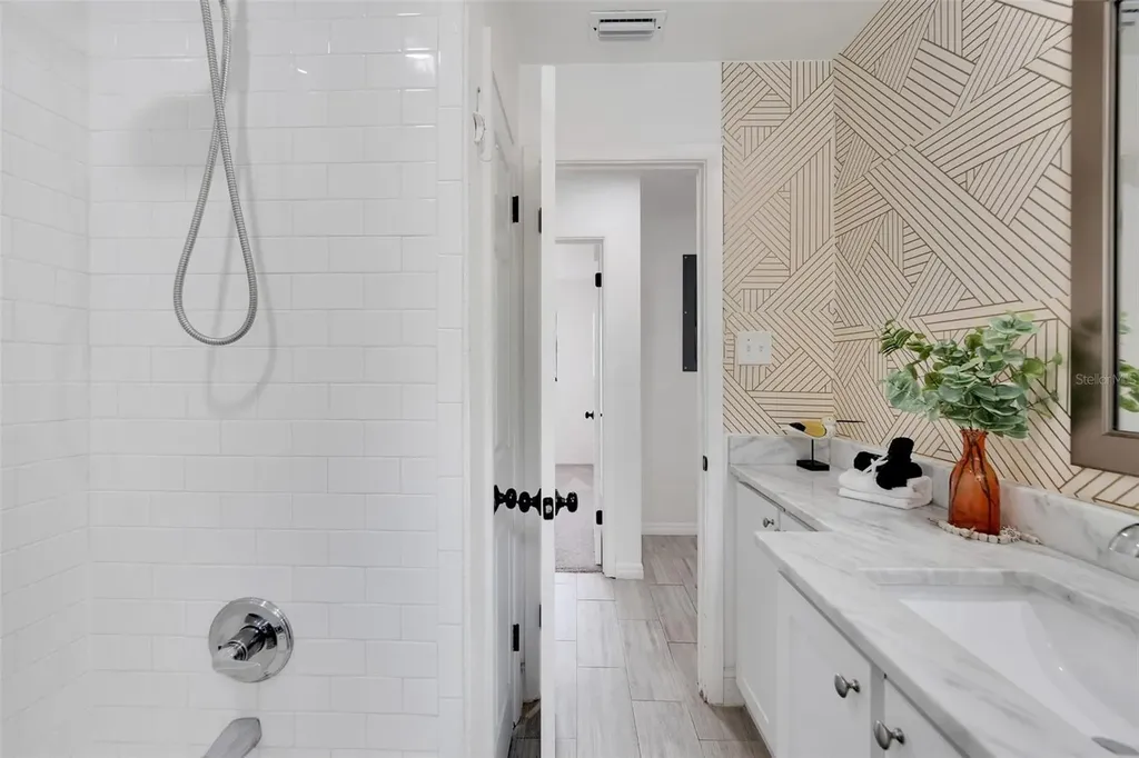 4731 W Montgomery Avenue Tampa FL 33616