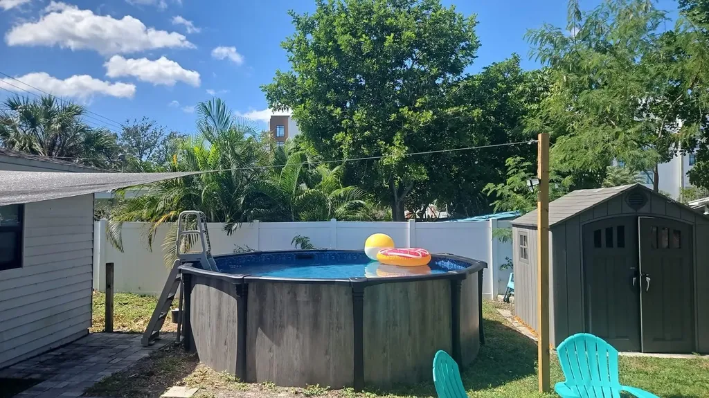 4731 W Montgomery Avenue Tampa FL 33616