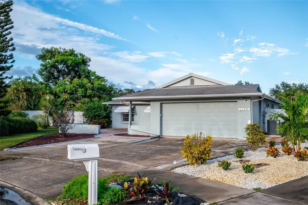 11277 Sol Vista Drive Largo FL 33774