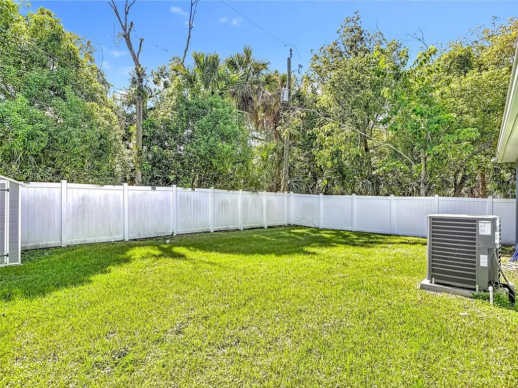 1203 W 9th Street Sanford FL 32771