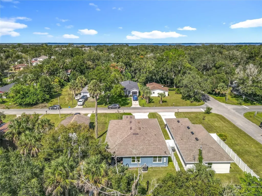 1203 W 9th Street Sanford FL 32771