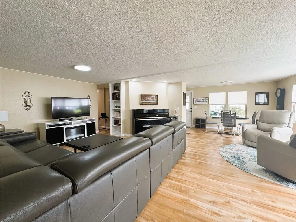 110 Gardenia Way Leesburg FL 34748