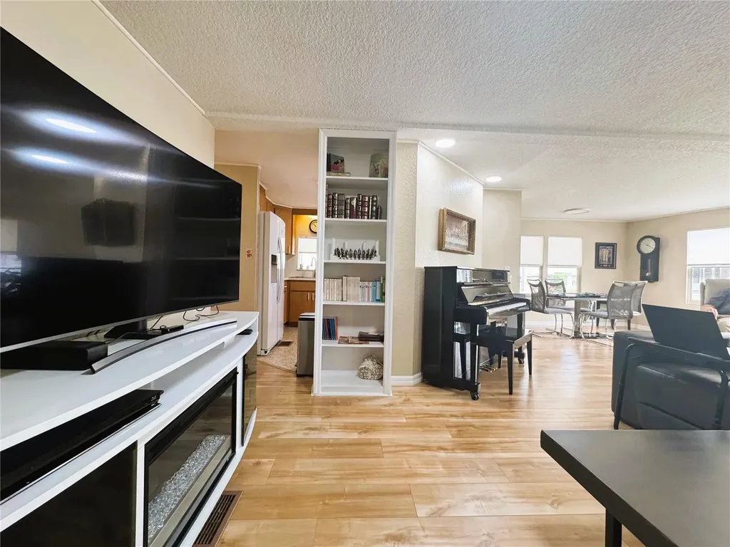110 Gardenia Way Leesburg FL 34748