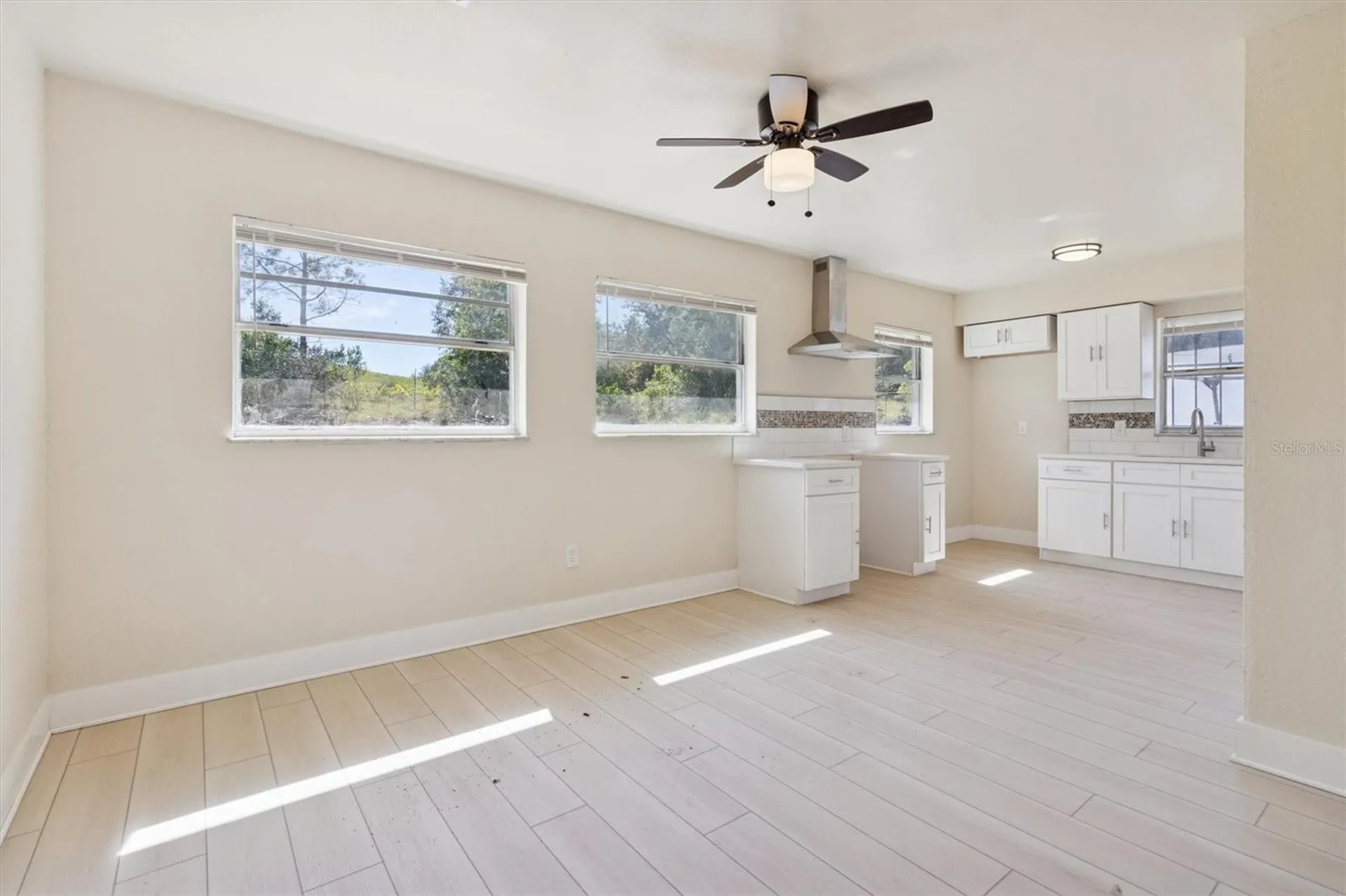 30 W Hammon Drive Apopka FL 32703
