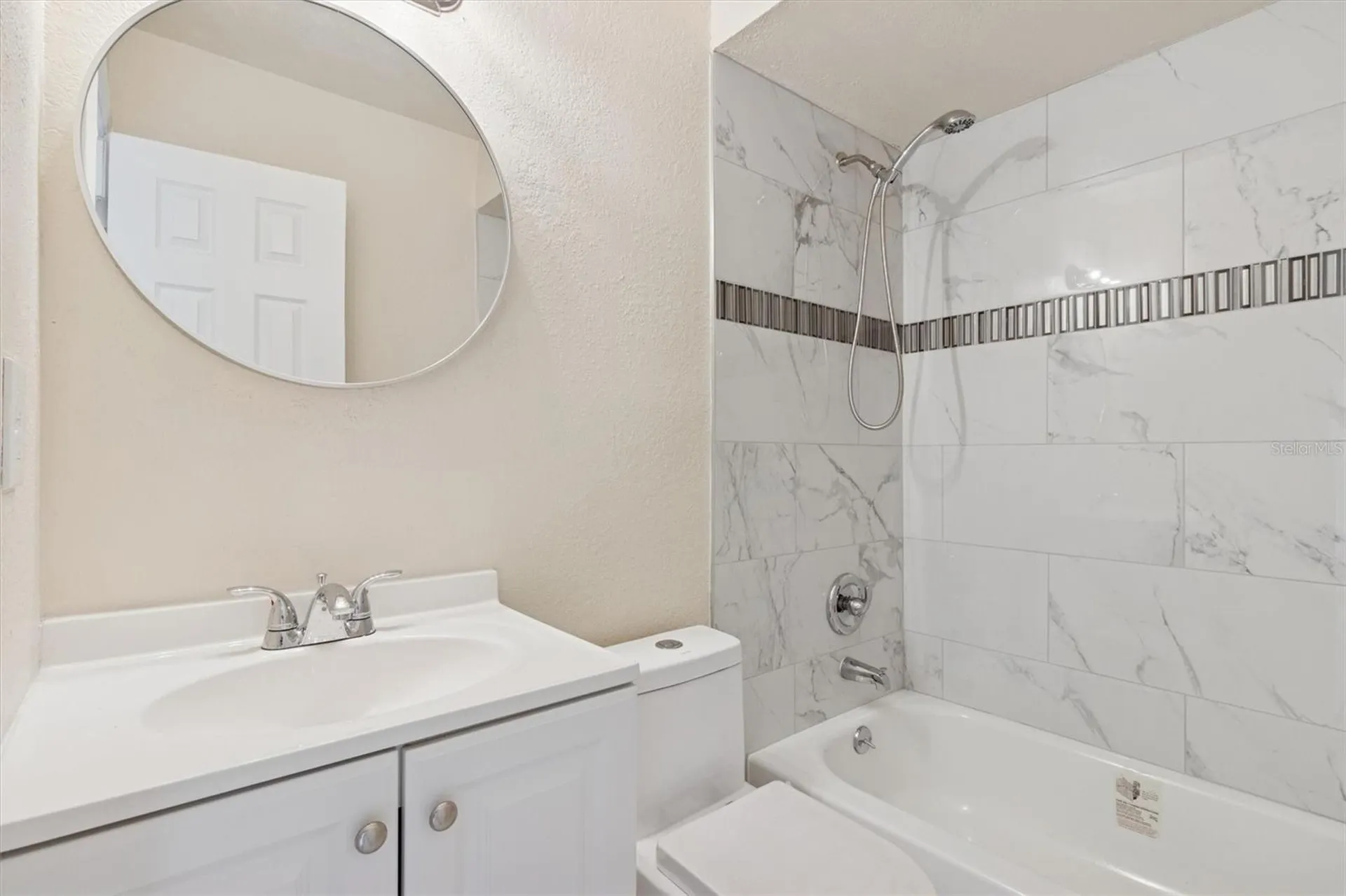 30 W Hammon Drive Apopka FL 32703