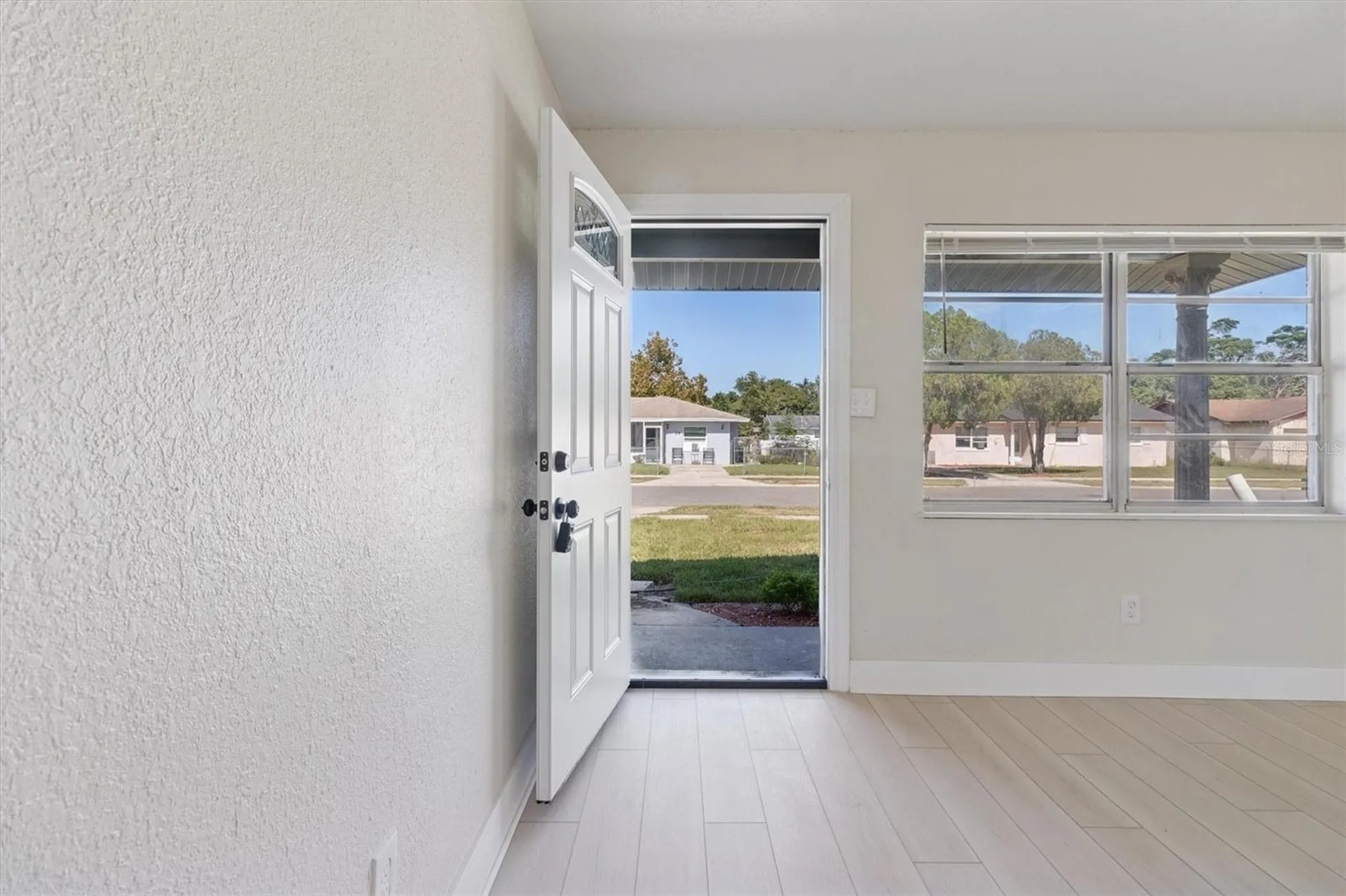 30 W Hammon Drive Apopka FL 32703