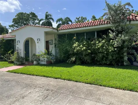 1814 San Diego, San Ignacio Dev. San Juan PR 00927