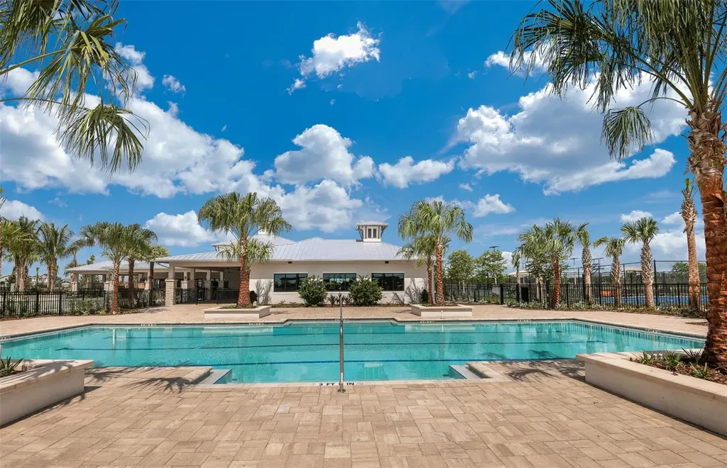 6255 Broad Field Avenue Apollo Beach FL 33572