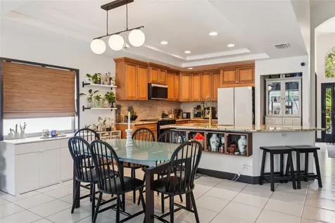 1266 Paradise Lake Drive Tarpon Springs FL 34689