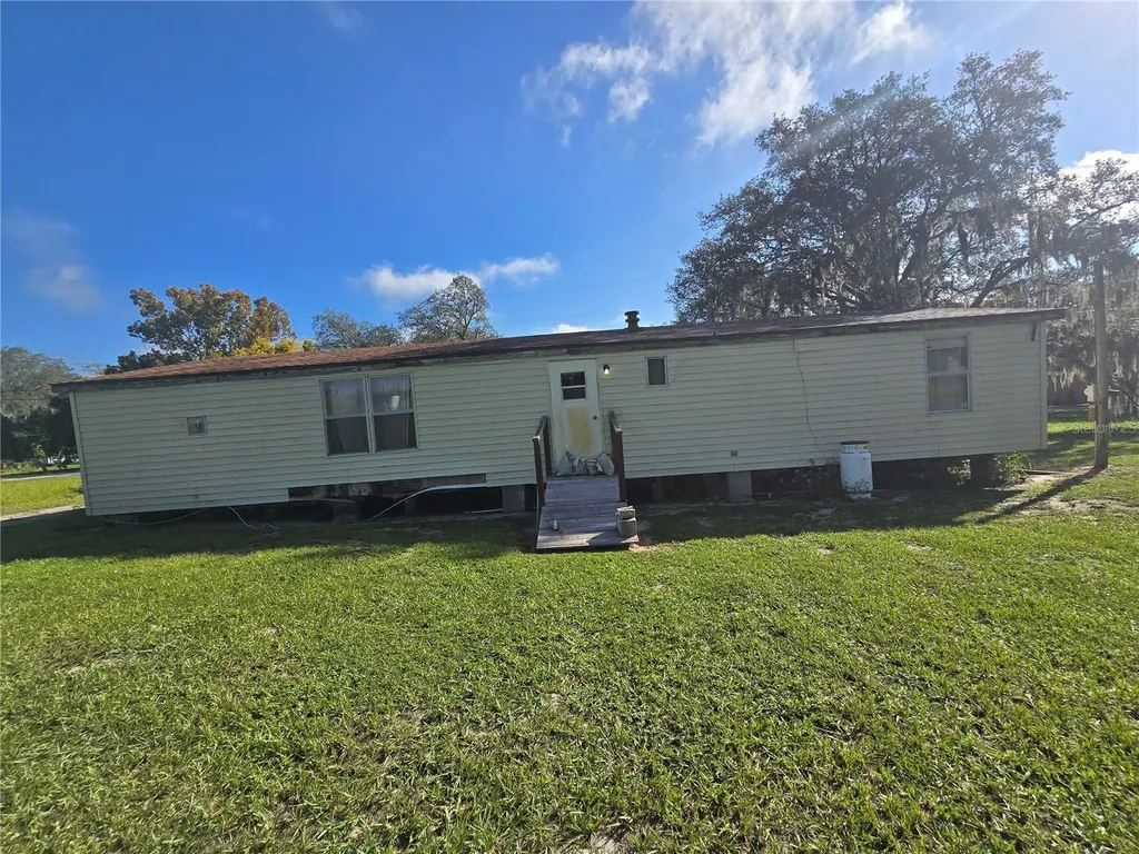 513 Smith Road Polk City FL 33868