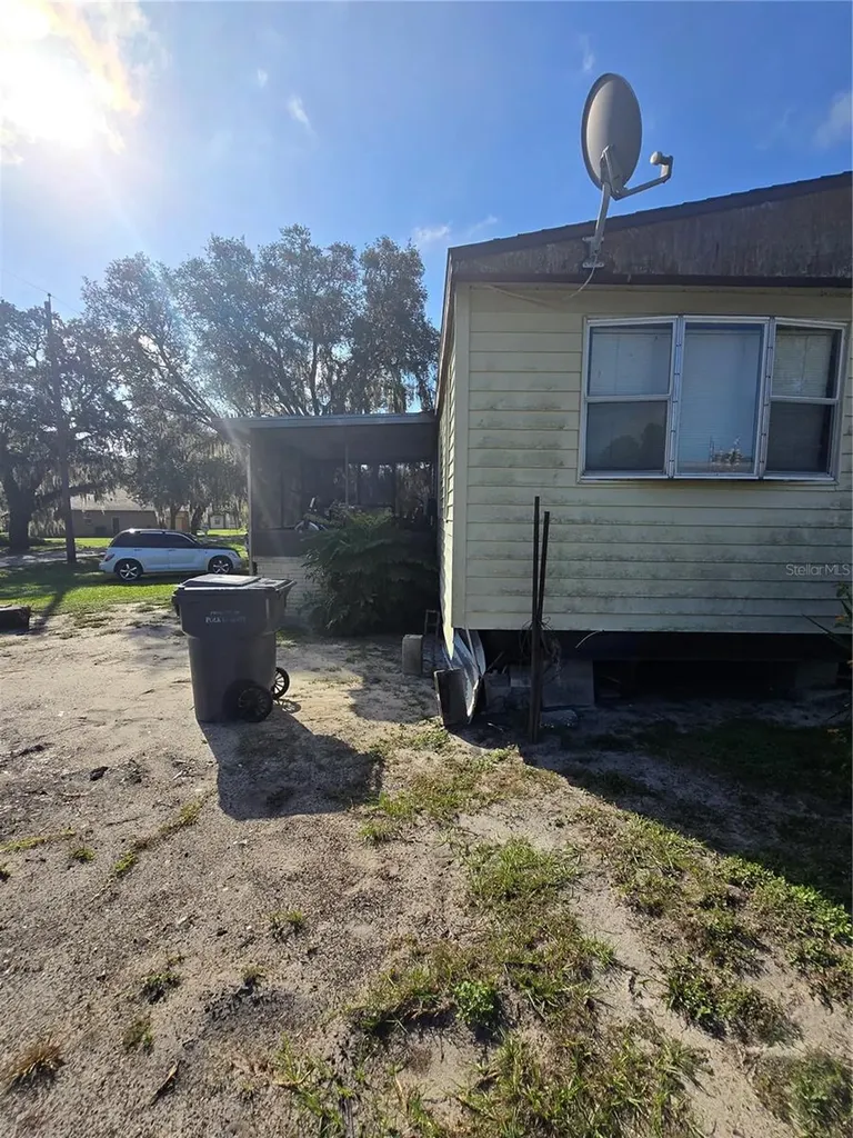 513 Smith Road Polk City FL 33868