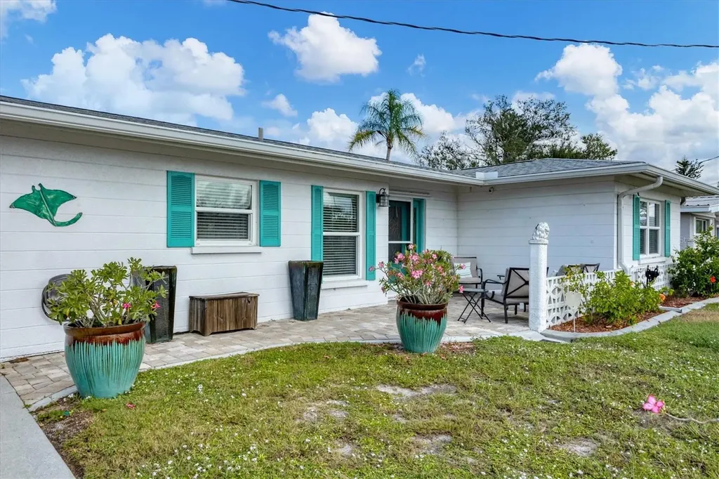 40 Crestview Drive Englewood FL 34223