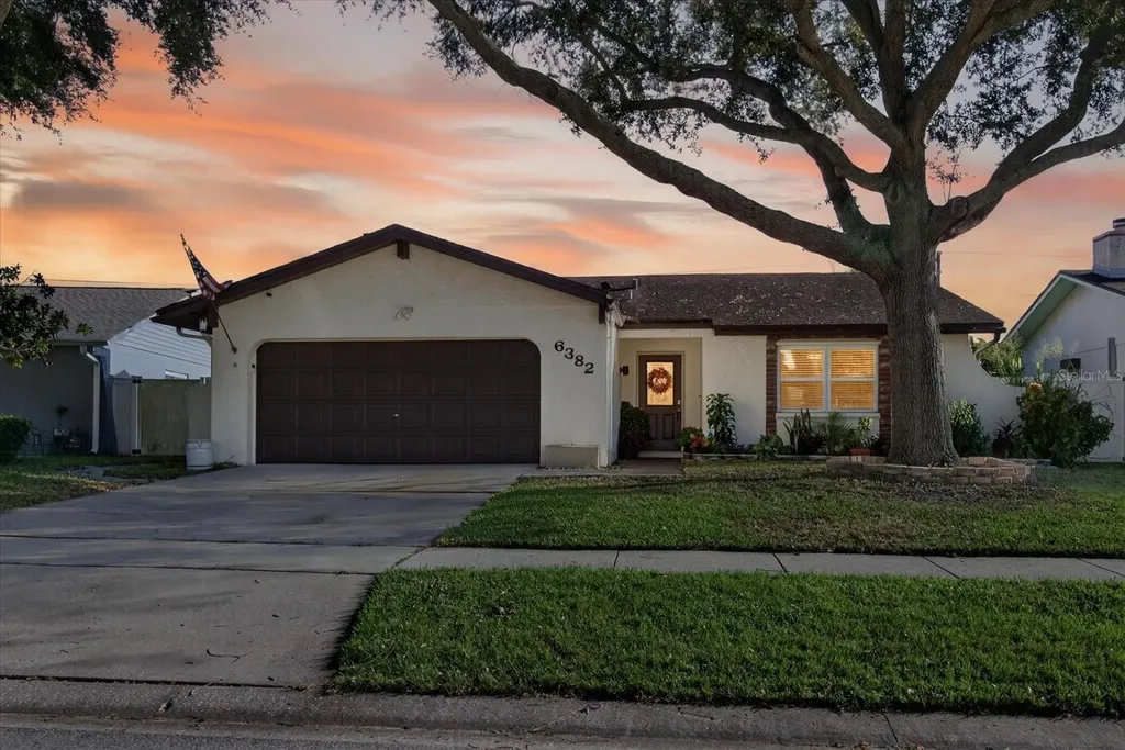 6382 107th Terrace N Pinellas Park FL 33782