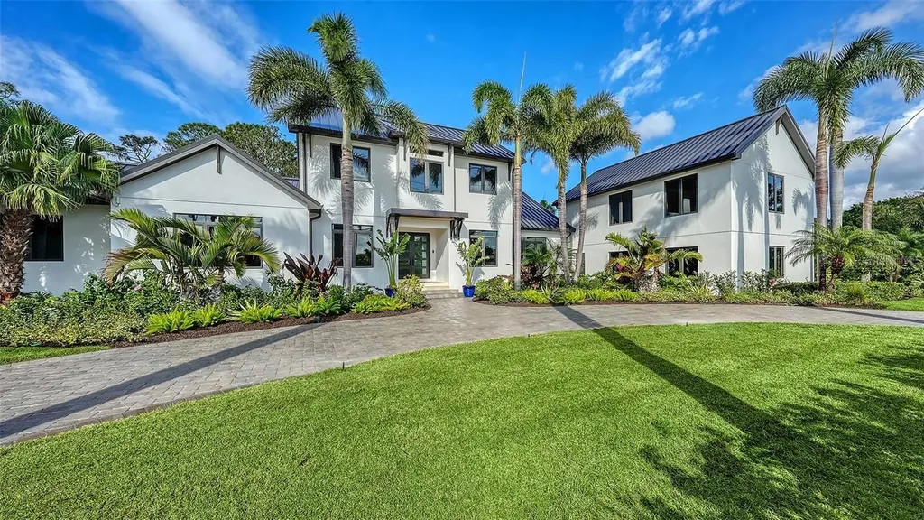 5035 Bay Shore Road Sarasota FL 34234
