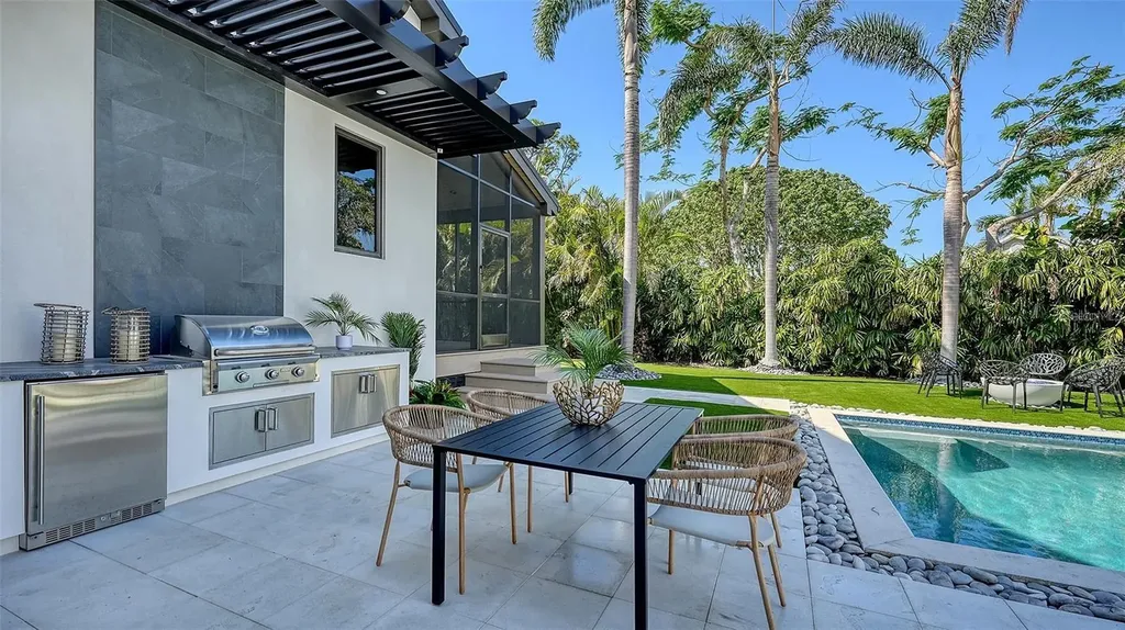 5035 Bay Shore Road Sarasota FL 34234