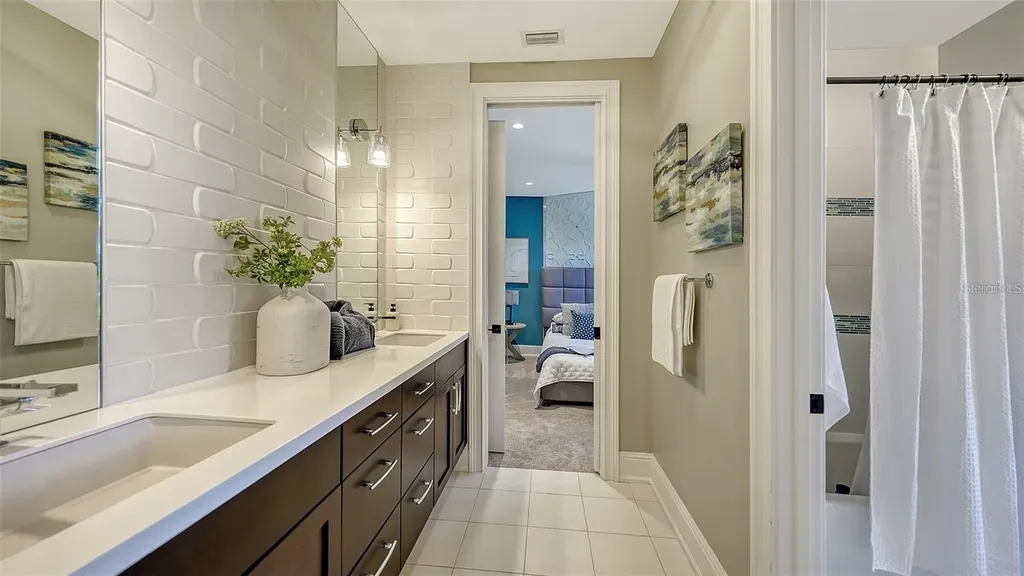 5035 Bay Shore Road Sarasota FL 34234