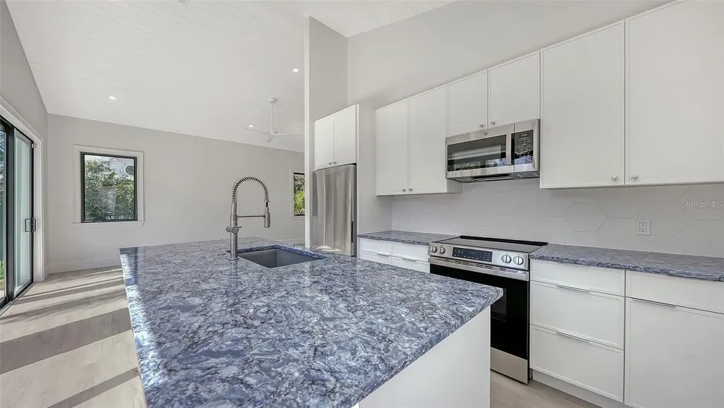 5035 Bay Shore Road Sarasota FL 34234