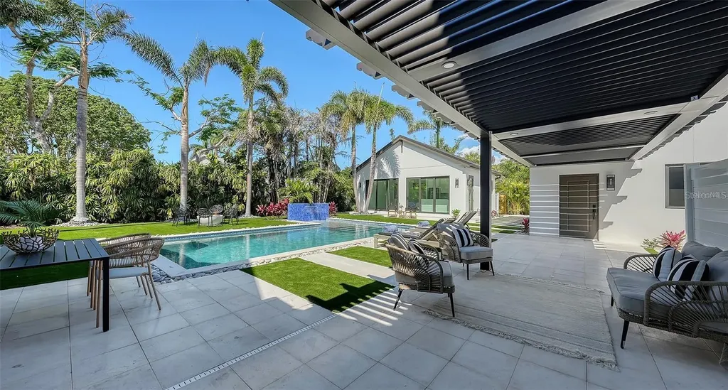 5035 Bay Shore Road Sarasota FL 34234