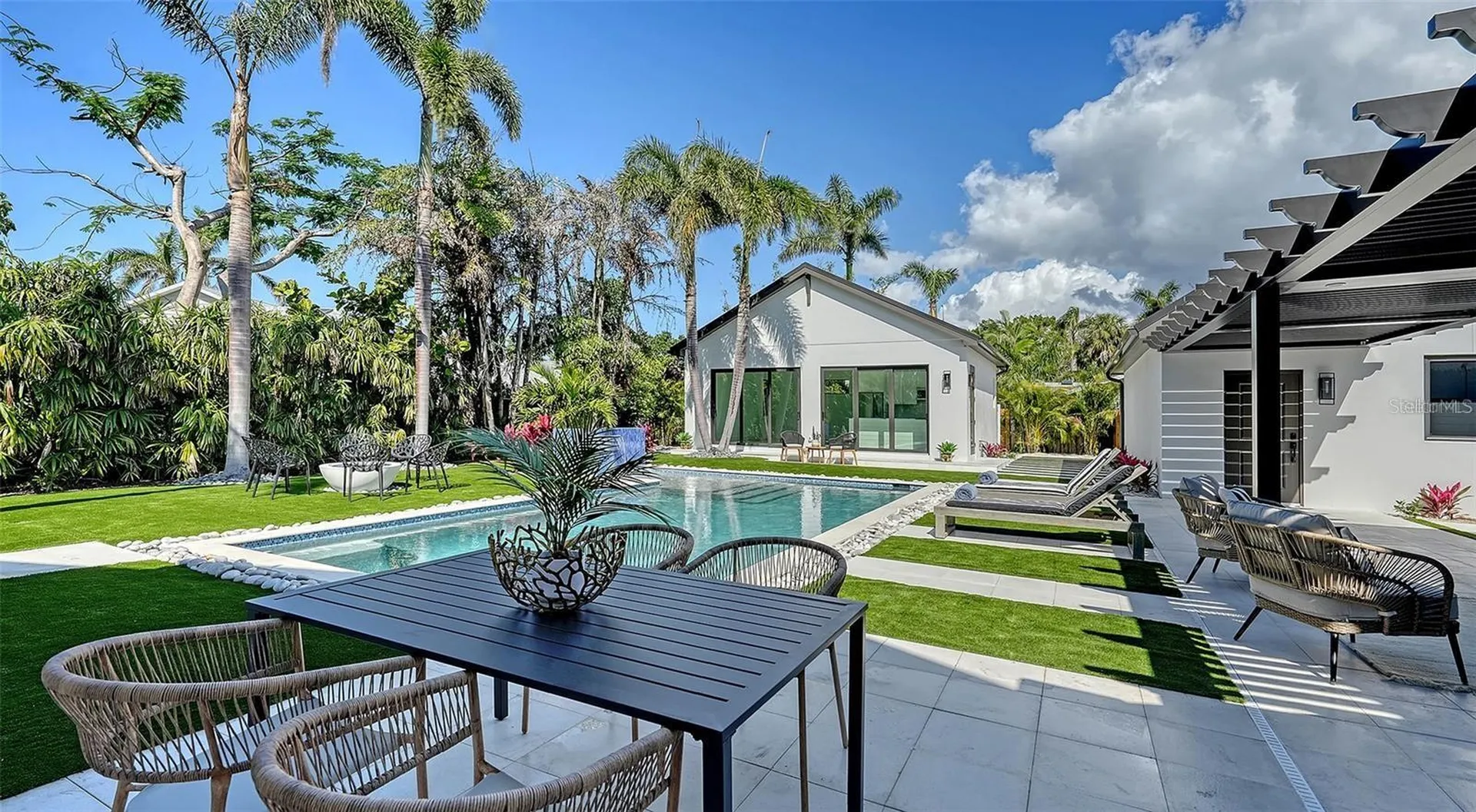5035 Bay Shore Road Sarasota FL 34234