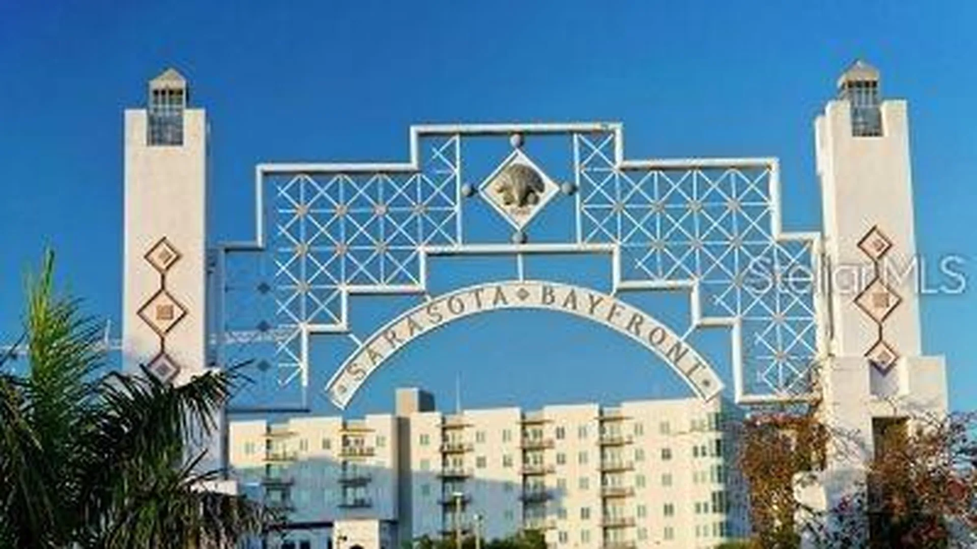5035 Bay Shore Road Sarasota FL 34234