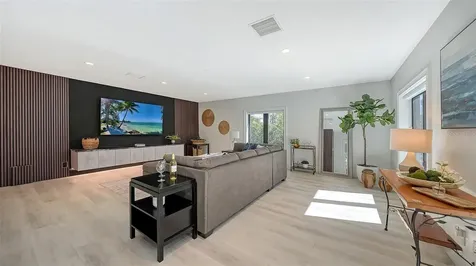 5035 Bay Shore Road Sarasota FL 34234