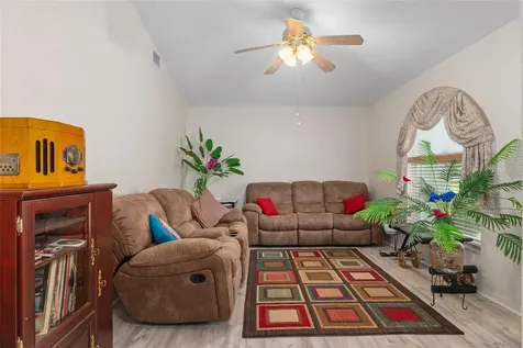 2104 Linwood Avenue Spring Hill FL 34608