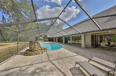 1902 Sweet Bay Court Plant City FL 33566