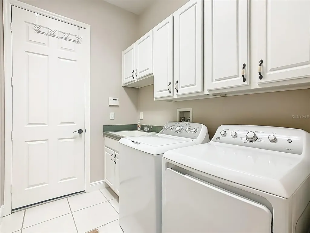 915 San Raphael Street Poinciana FL 34759