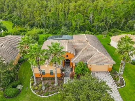 915 San Raphael Street Poinciana FL 34759