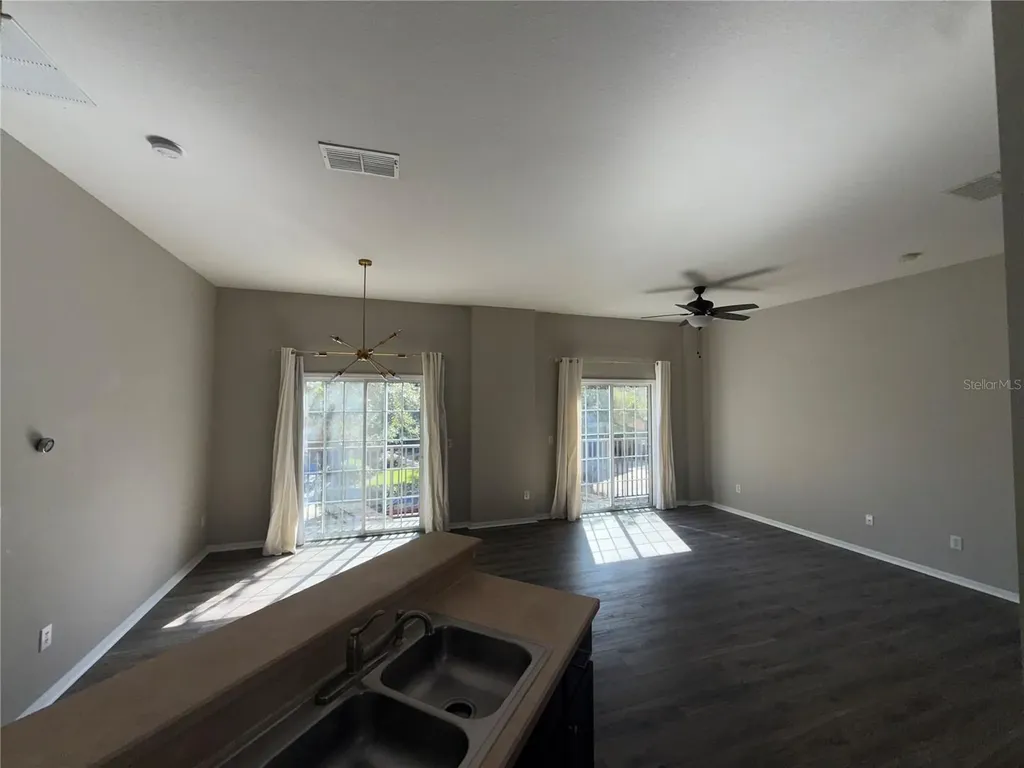 1810 Pine Oak Trail Sanford FL 32773