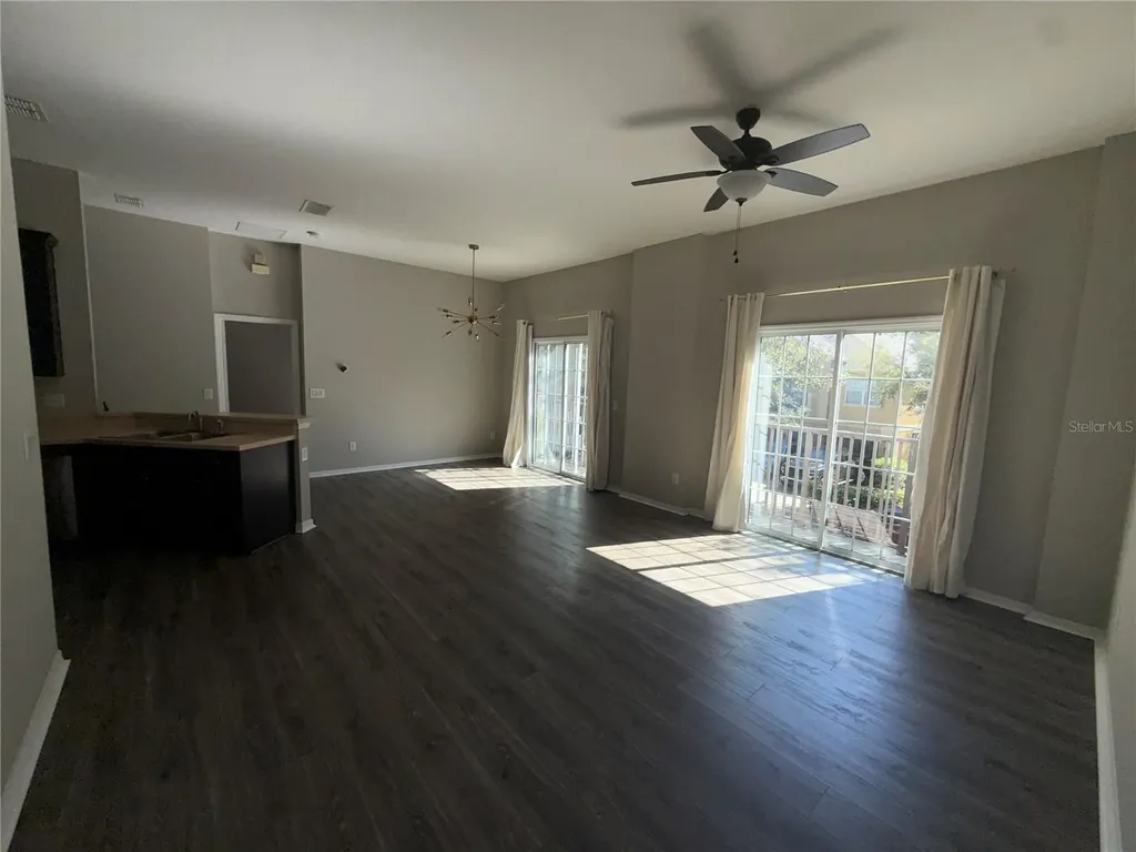 1810 Pine Oak Trail Sanford FL 32773