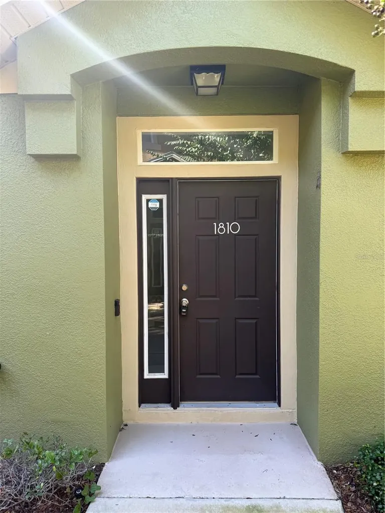 1810 Pine Oak Trail Sanford FL 32773