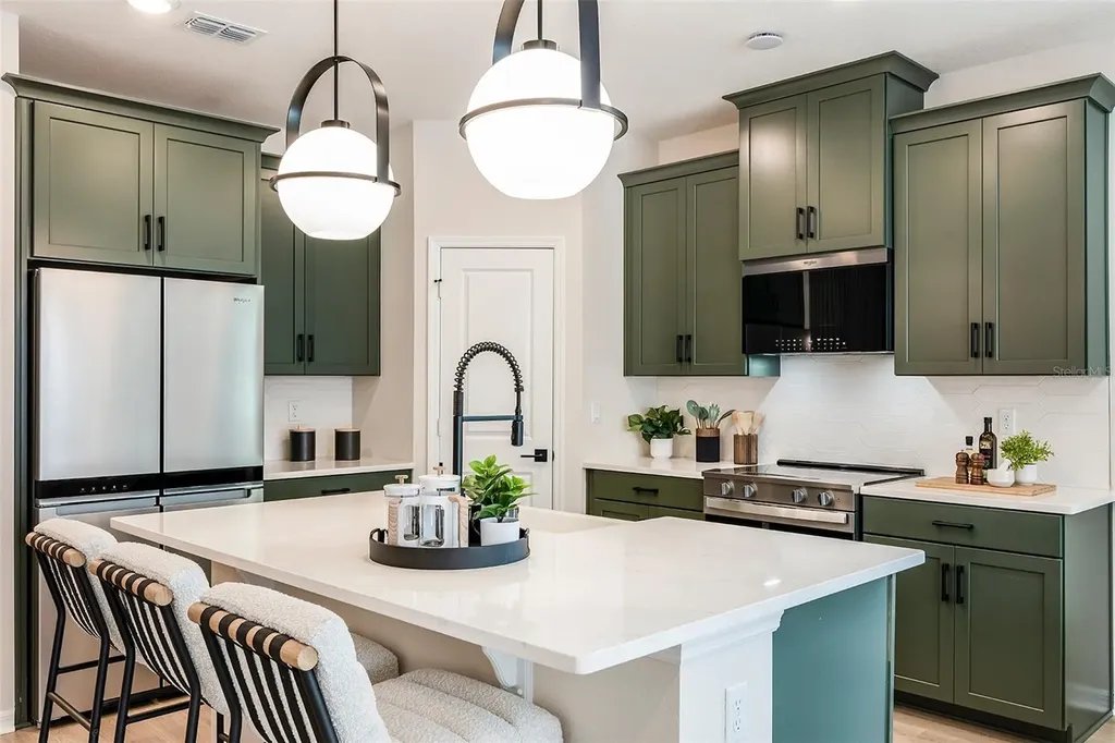 680 Lola Lane Oviedo FL 32765