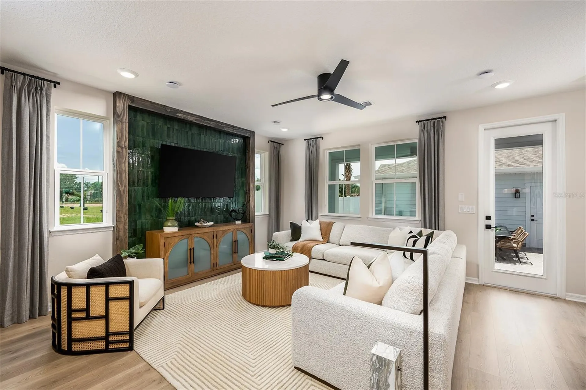 680 Lola Lane Oviedo FL 32765