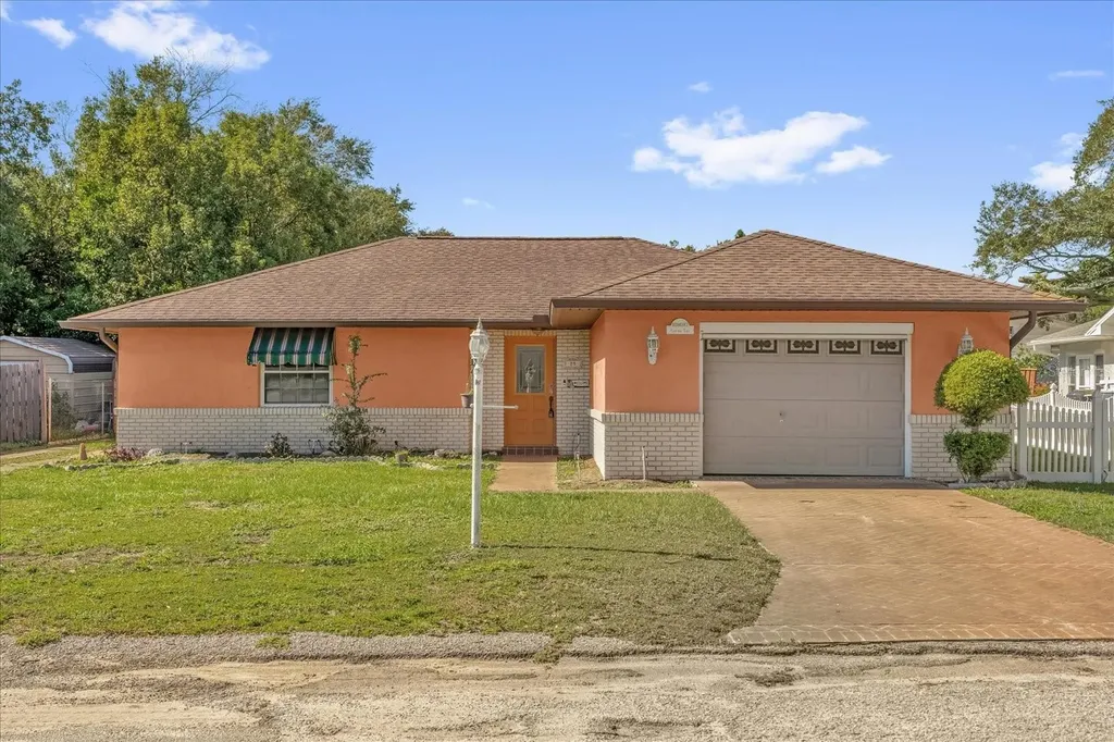 25 Forest Drive Davenport FL 33837