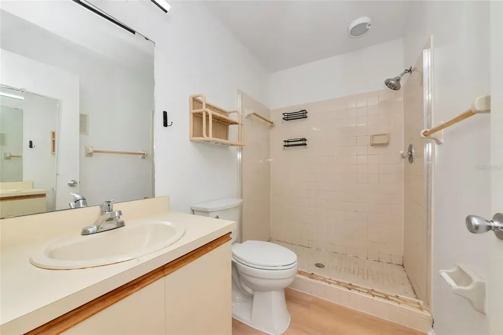 3880 59th Avenue W Bradenton FL 34210