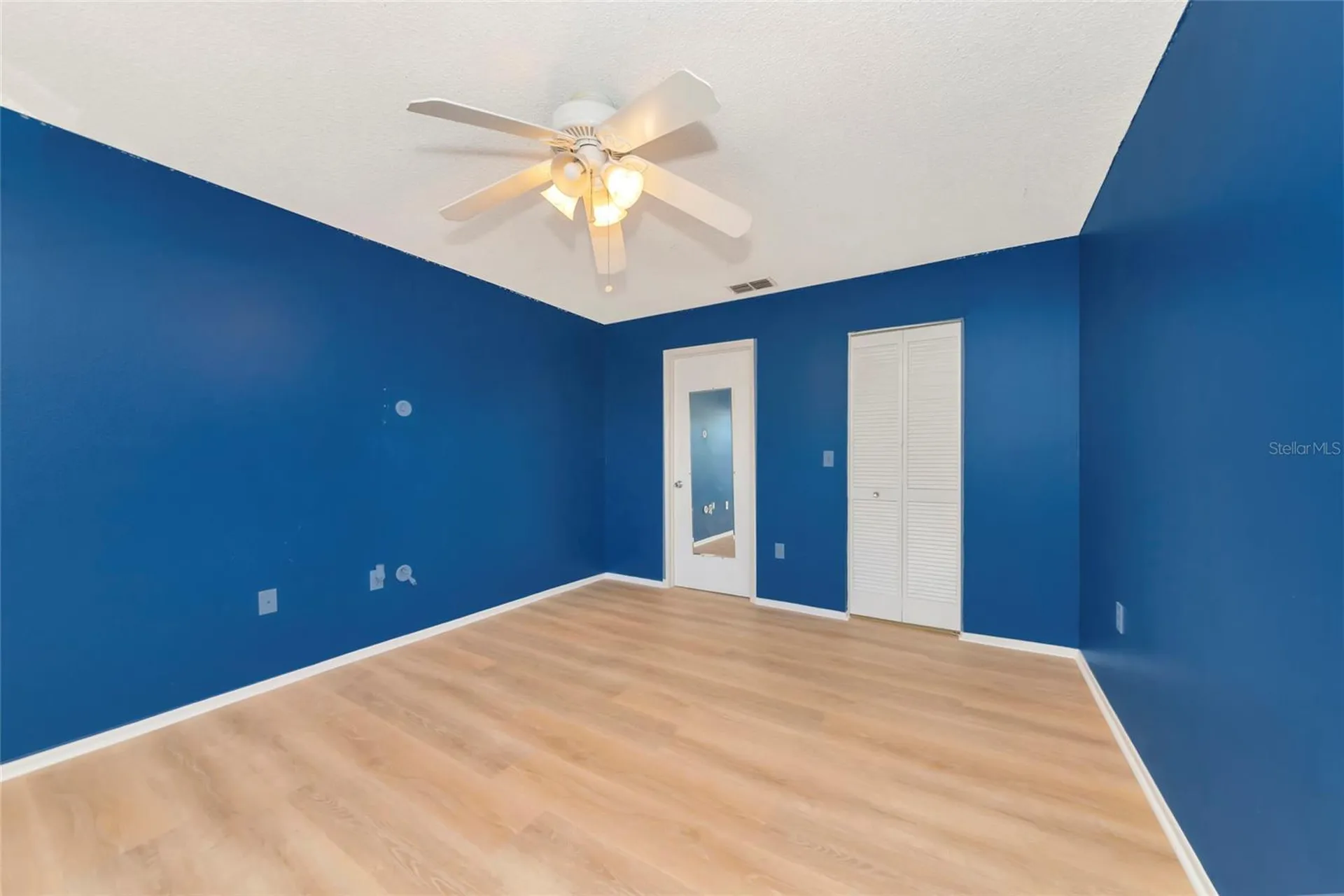 3880 59th Avenue W Bradenton FL 34210