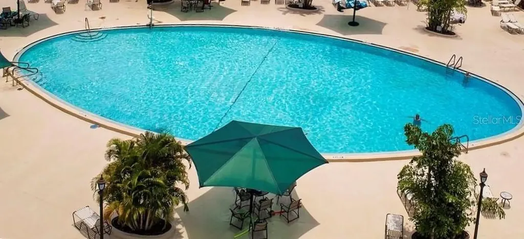 653 Mcdaniel Street Sun City Center FL 33573