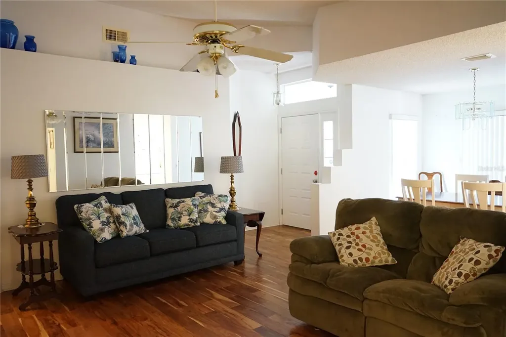 653 Mcdaniel Street Sun City Center FL 33573