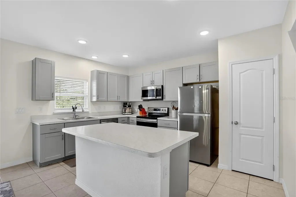 196 Albany Drive Poinciana FL 34759