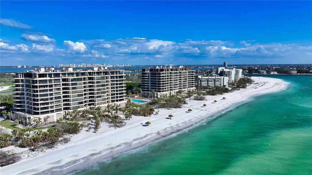 435 L Ambiance Drive Longboat Key FL 34228