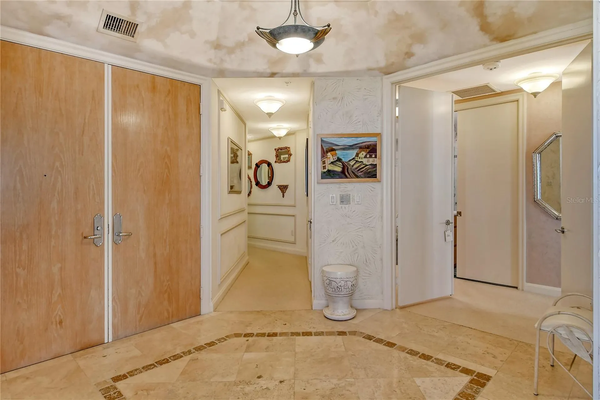 435 L Ambiance Drive Longboat Key FL 34228