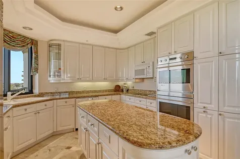 435 L Ambiance Drive Longboat Key FL 34228