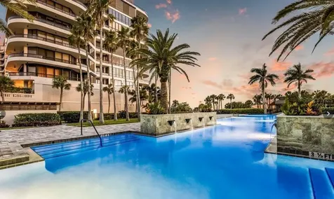 435 L Ambiance Drive Longboat Key FL 34228