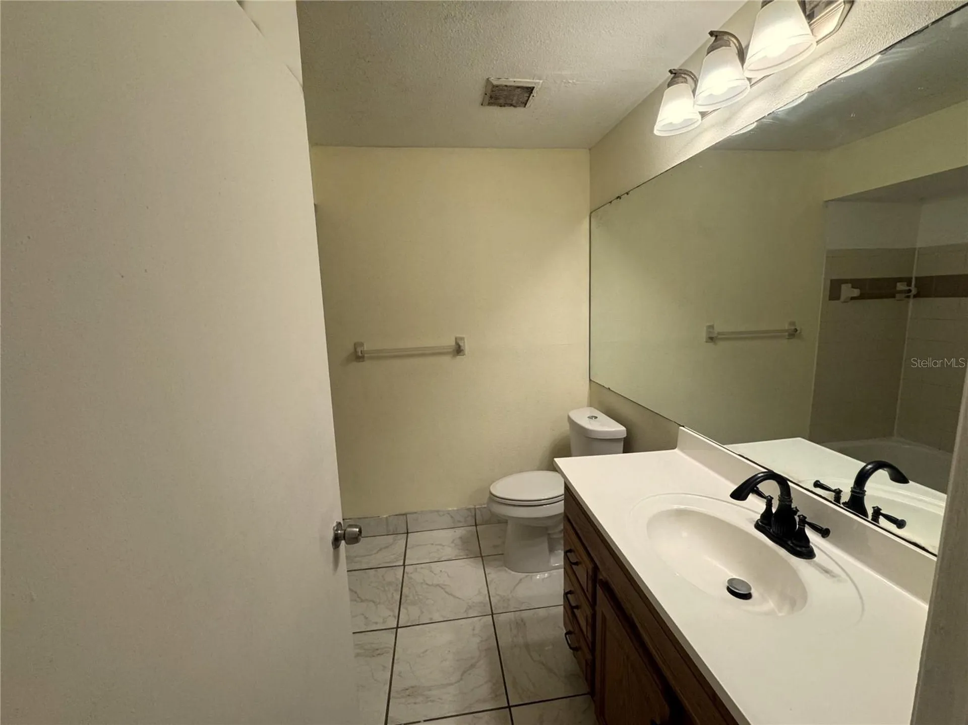 1932 Lake Atriums Circle Orlando FL 32839
