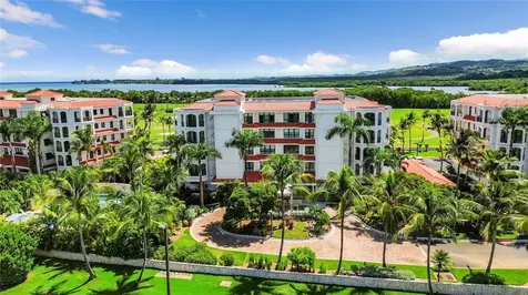 406 Coco Beach Blv Rio Grande PR 00745