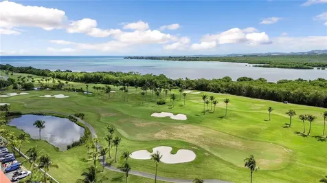 406 Coco Beach Blv Rio Grande PR 00745