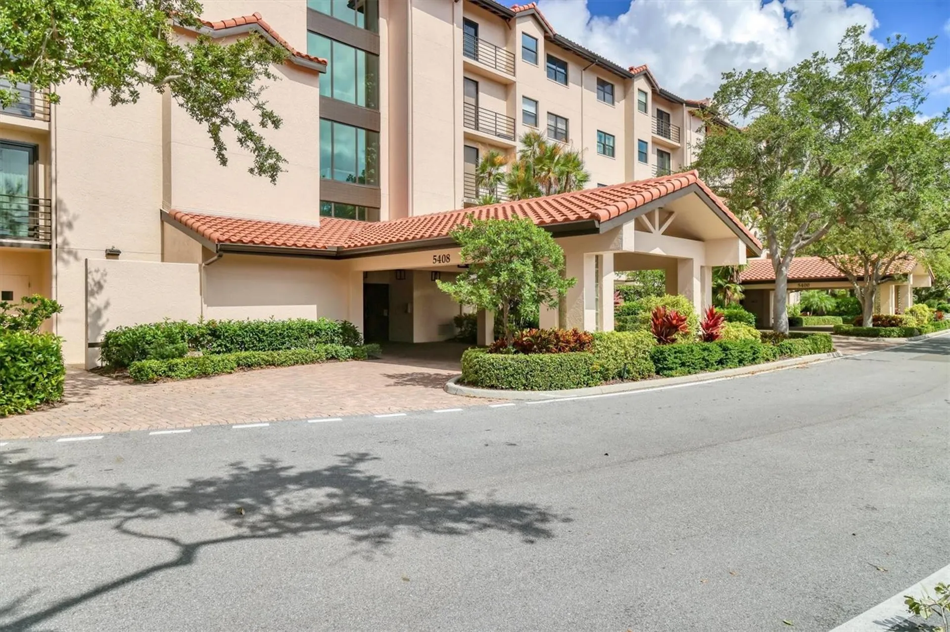 5408 Eagles Point Circle Sarasota FL 34231